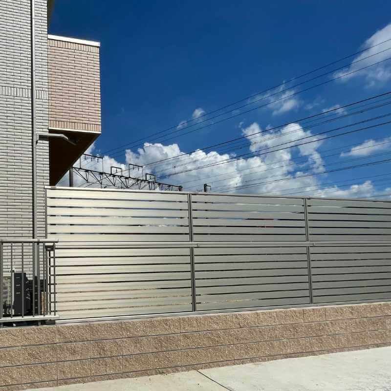 YKKのフェンス：シンプレオ