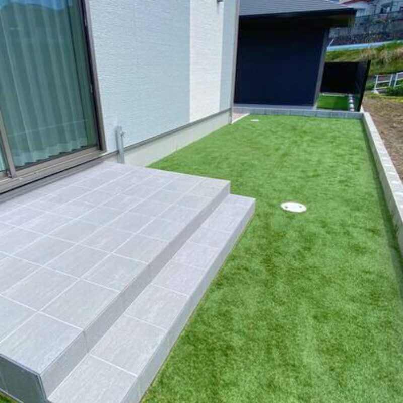 モダンデコの人工芝