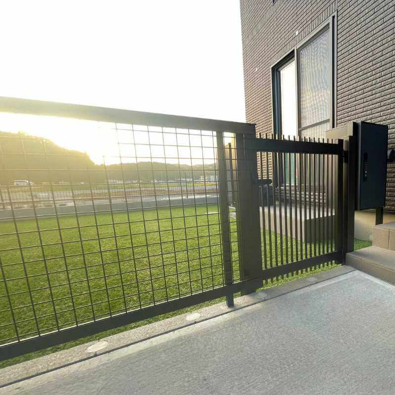 YKKの門扉：シンプレオ 門扉